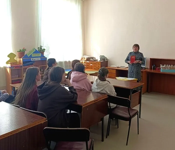 патриотический час «Уникальный подарок фронту»