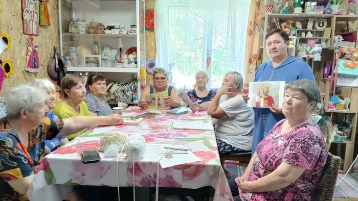 живи и славься русь святая