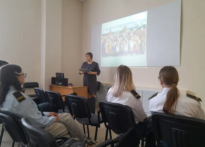 литературная гостиная «Многоцветие поэзии народов России»