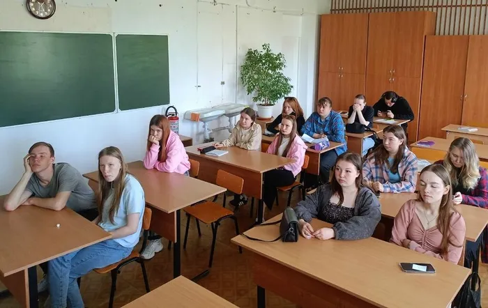 интеллектуальная игра «Народов много — страна одна»